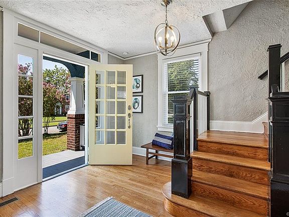 5th image of 1232 Dubois Ave