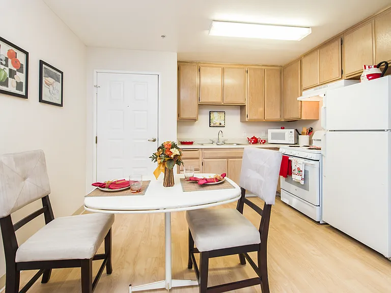 Valley View Senior Apartment Homes — Photo 15