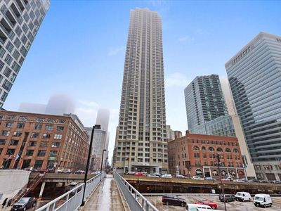 440 N Wabash Ave APT 3502, Chicago, IL, 60611