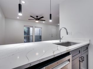 205 E 45th St #202, Austin, TX 78751