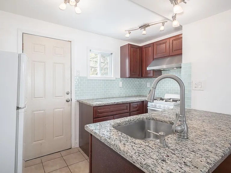 2214 Latona St — Photo 4