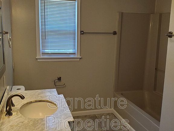 4th image of 2384 Northumberland Hwy