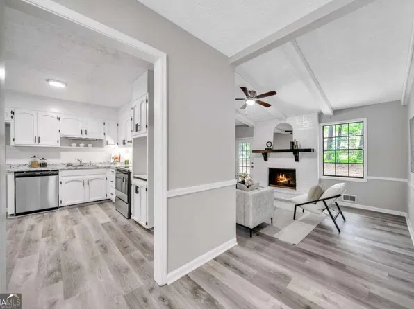 6912 Cedar Dr, Riverdale, GA 30296