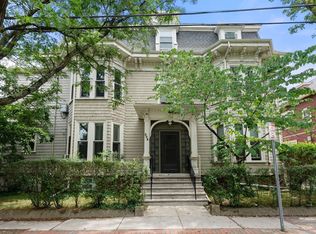 308 Brookline St APT 3B, Cambridge, MA 02139