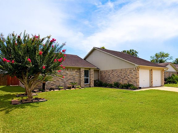 2nd image of 410 Village Creek Drive