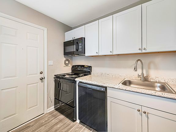 5th image of 2203 Cockran St SW #2203