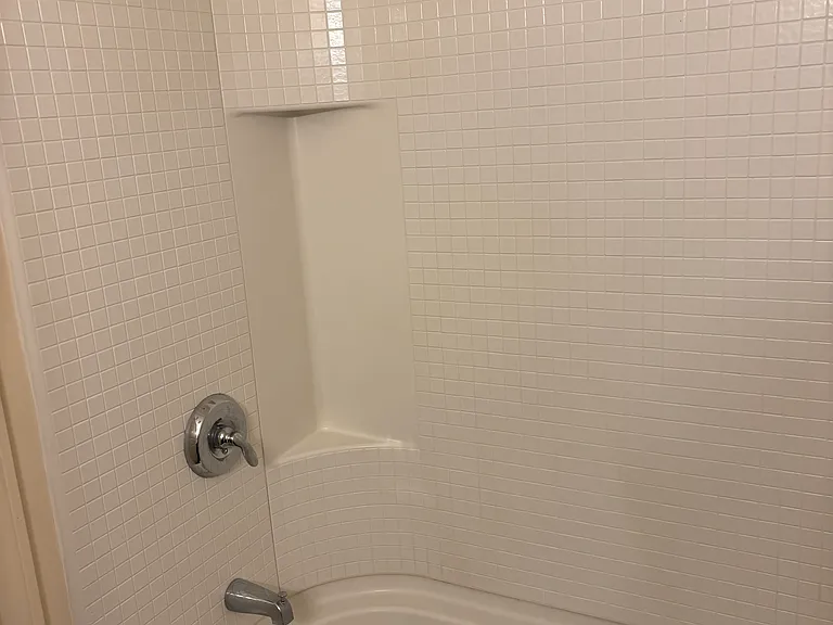 258 N Main St #3 — Photo 3