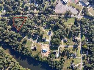 112 Cherokee Dr, Livingston, AL 35470