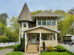 14 Plymouth Ct, Milford, CT 06460