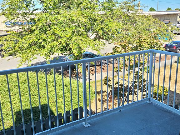 2nd image of 404 Railroad Ave APT 11