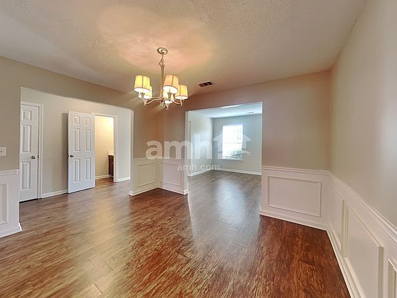 5th image of 4897 Bryant Dr