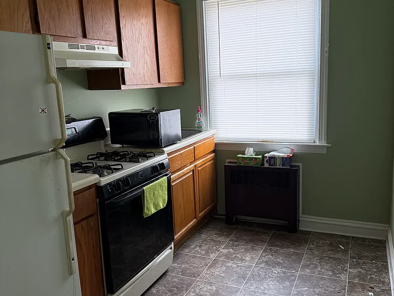 1000 Rosalie St #2 — Photo 2