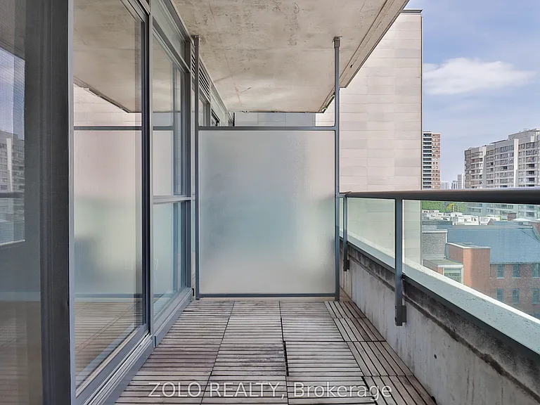285 Mutual St #709 — Photo 19