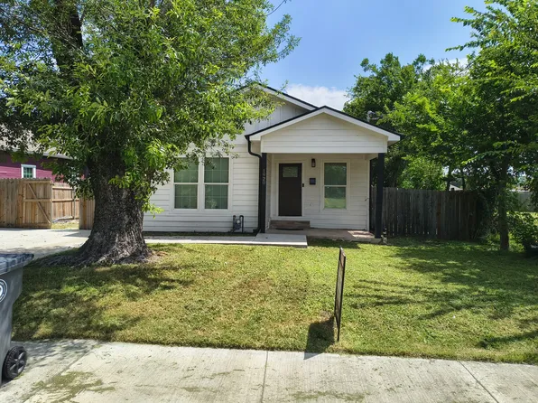 1920 S 18th St, Waco, TX 76706