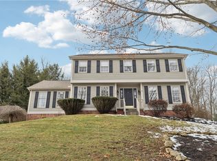2502 Lindenwood Dr, Wexford, PA