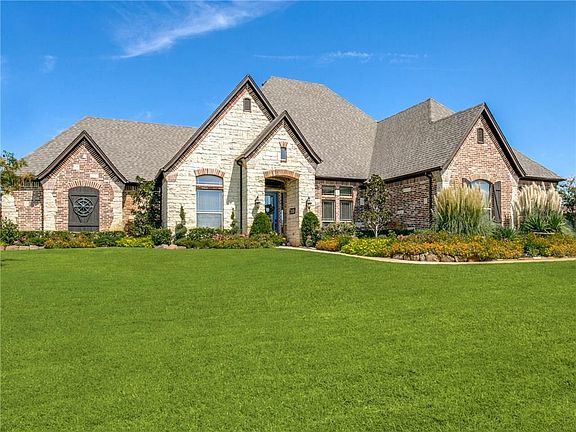 2nd image of 7149 Hinton Dr