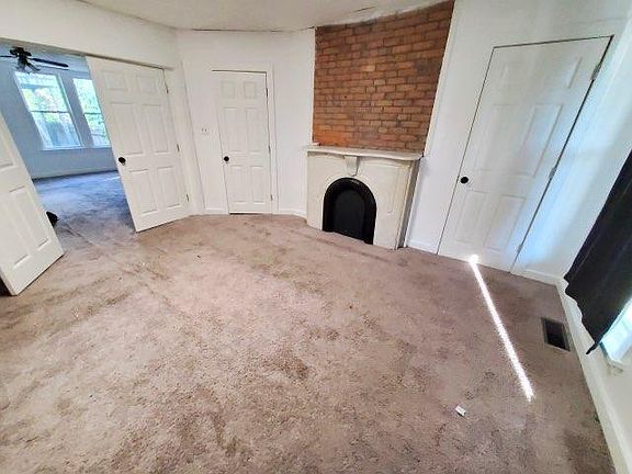 2nd image of 46 Oneida St Floor 1