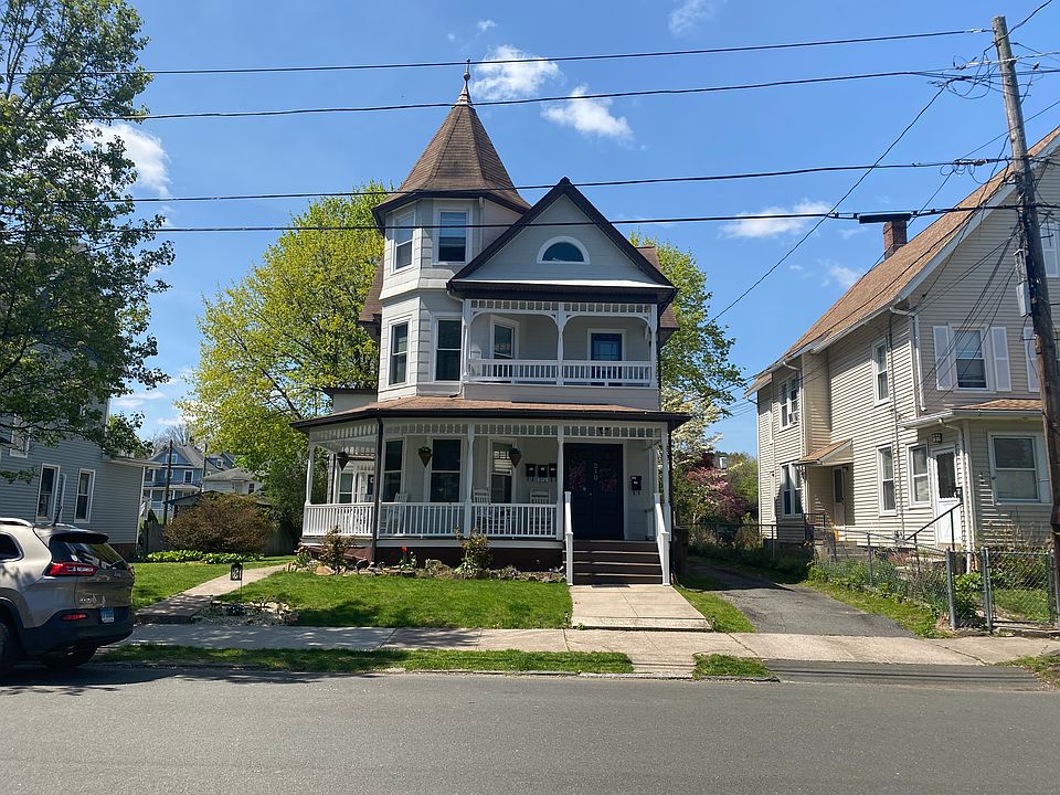 1st image of 210 Prospect Ave #3
