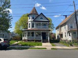 210 Prospect Ave #3, Shelton, CT 06484