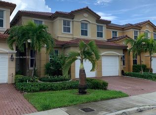 11348 NW 74th Ter, Doral, FL 33178