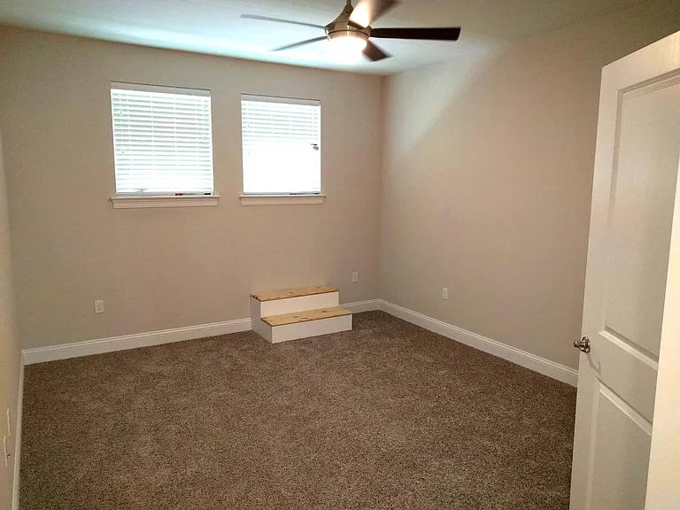 1829 Ashley Hall Way — Photo 30