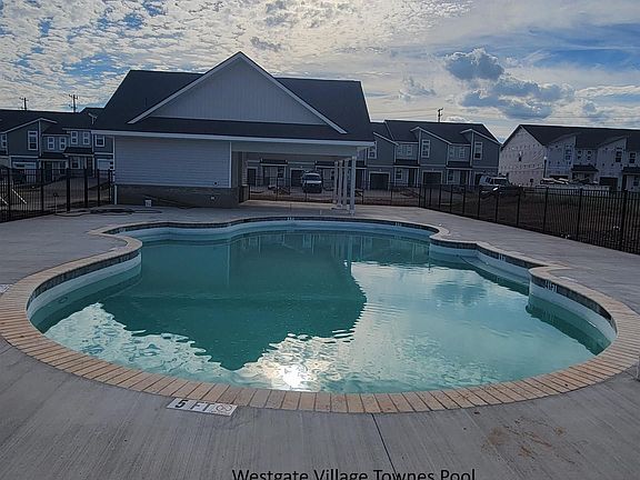 4th image of 1214 Westgate Village Dr
