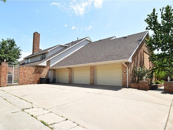 4th image of 8109 Brownsville Ln
