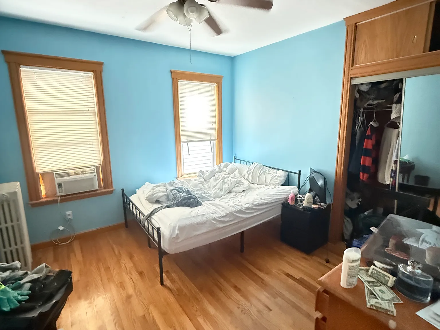 4 bed, 1325 sqft, $3,600 — Photo 2
