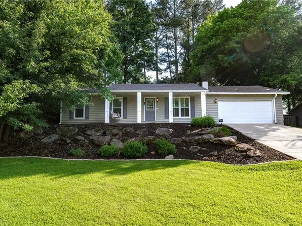 755 Waterbrook Ter, Roswell, GA 30076