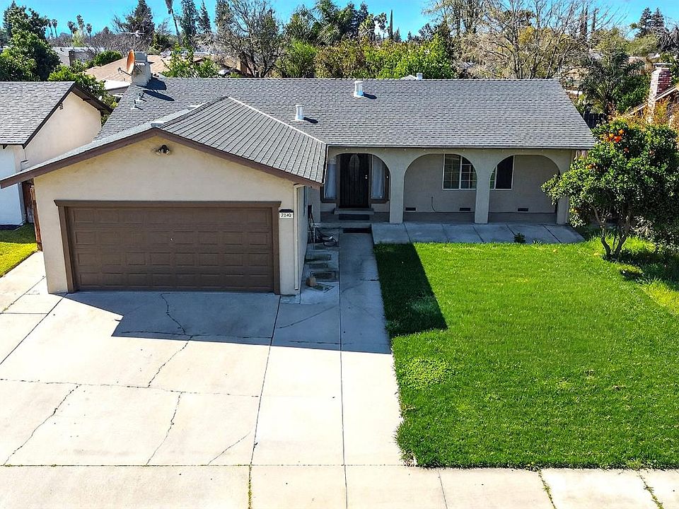 1st image of 2140 Rochelle Ave