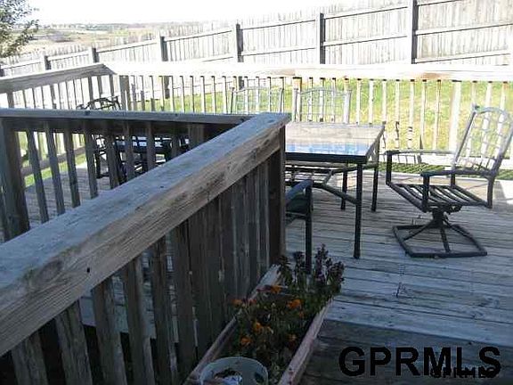 4th image of 720 Grenoble Dr
