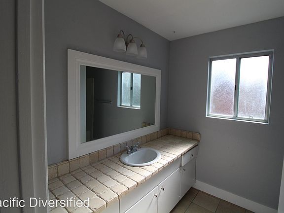 4th image of 563 S Fashion Park St APT D