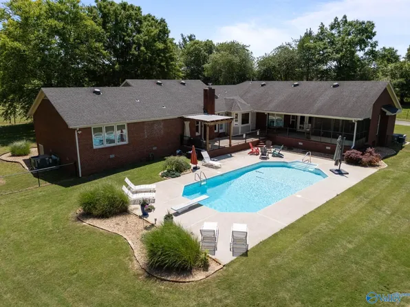 398 Jimmy Fisk Rd, Hazel Green, AL 35750