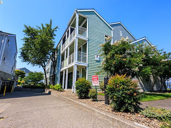 5th image of 129 N Hayden Bay Dr #F