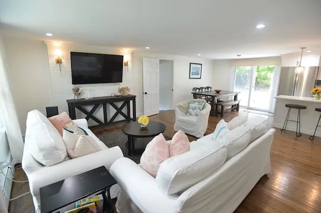 57 Roosevelt Dr — Photo 18