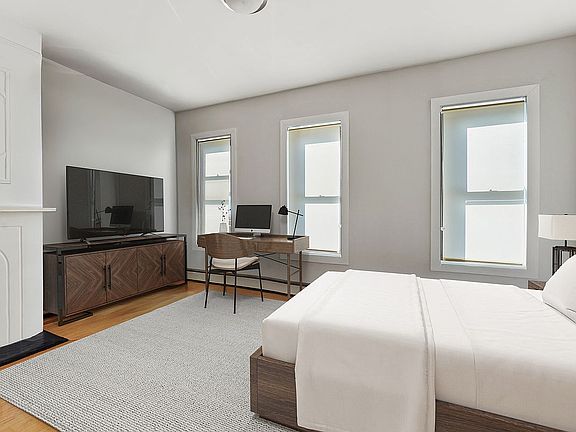 4th image of 137A 22nd St #2FAM