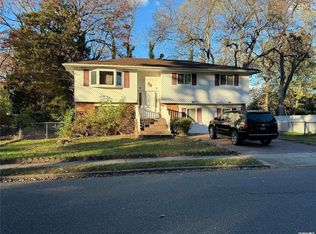 151 Jefferson Ave, Amityville, NY 11701