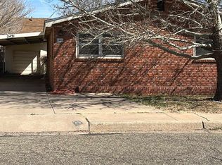 2421 Sheldon St, Clovis, NM 88101