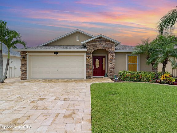 2nd image of 1337 Osborne Ct