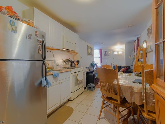 2nd image of 33 Watchung Ave