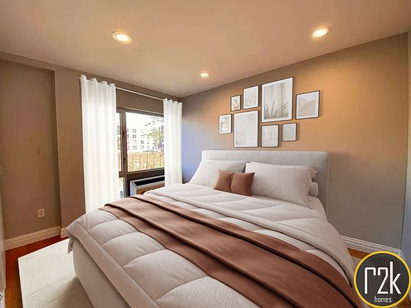 3rd image of 23-23 Astoria Blvd #6R