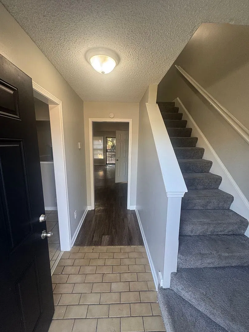 $500 off Full Months Rent Welcome to 6343 Kirby Downs Dr! — Photo 3