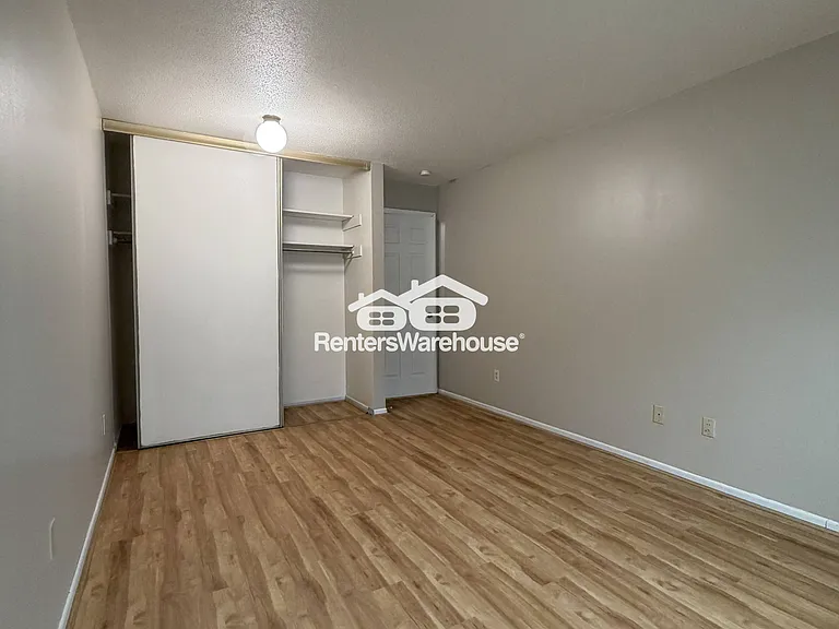 4648 Cedar Lake Rd S #1 — Photo 12