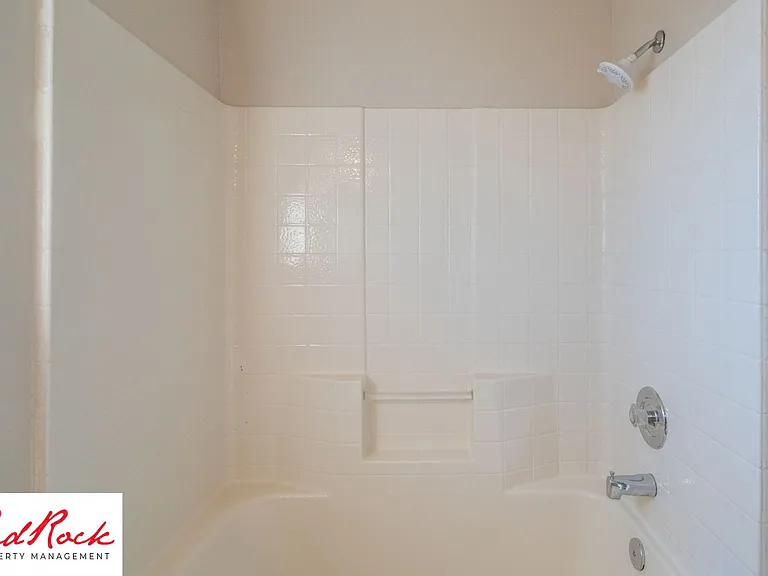 Fourplex - 620 W Evans Ridge — Photo 37