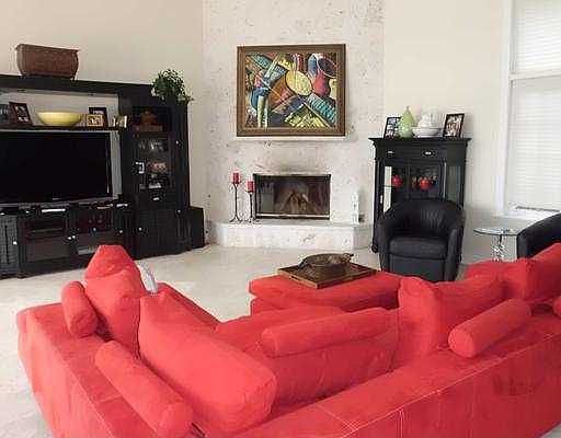 4th image of 11860 NW 9th St