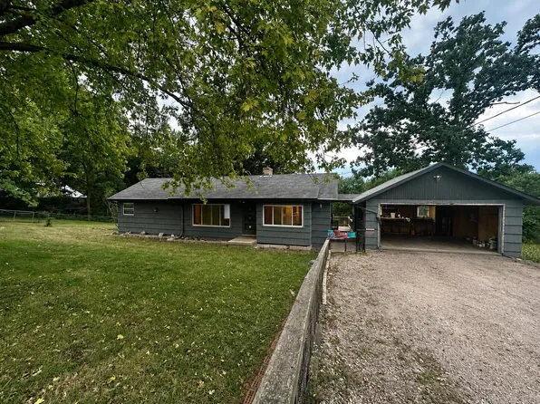 N8899 Jefferson ROAD, Watertown, WI 53094