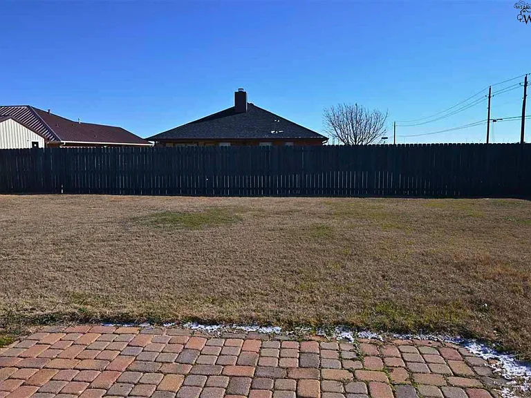 5441 Ricci St — Photo 33