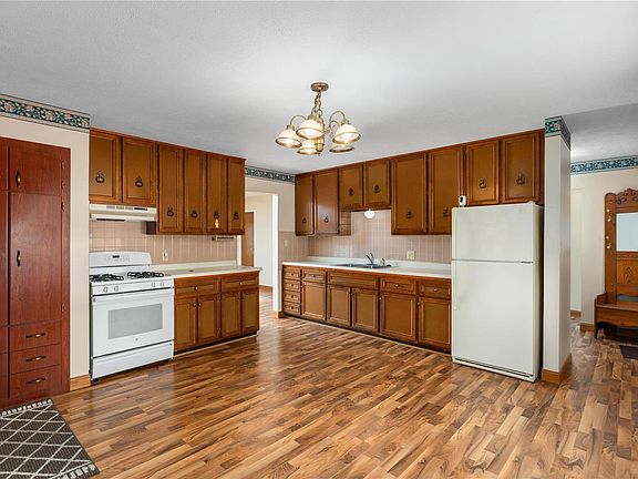 4th image of 807 Kimball St