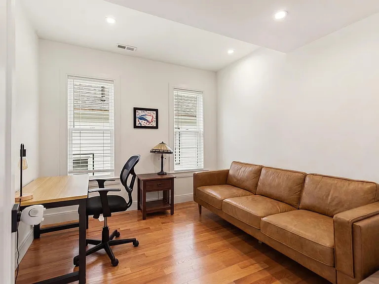 27 Hancock St #2 — Photo 11