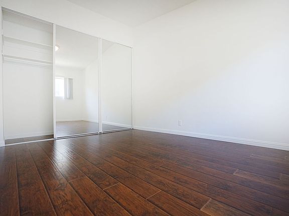 5th image of 1218 N Larrabee St #7